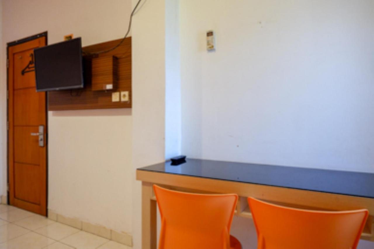 Oyo 1251 Residence 8 Semarang Exteriér fotografie